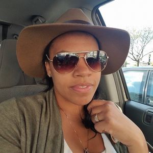 Meet your Posher, Eleanor